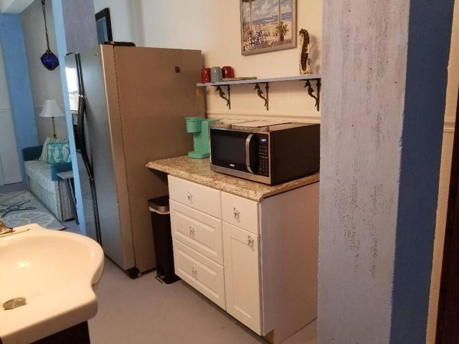 The Seahorse Apt - Lakeside And Close To The Beach Apartment Galveston Ngoại thất bức ảnh
